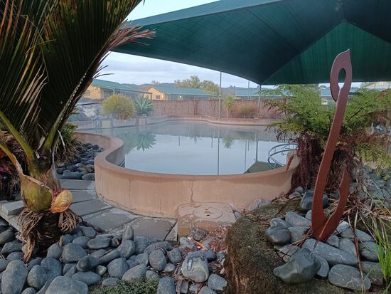 Pool mit Badewannentemperatur