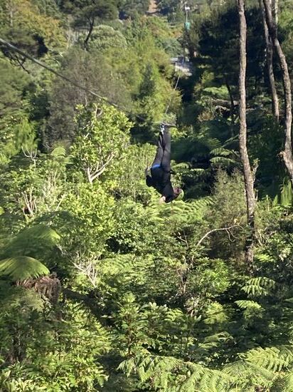 Die Lenzelmänner hängen hier unten rum