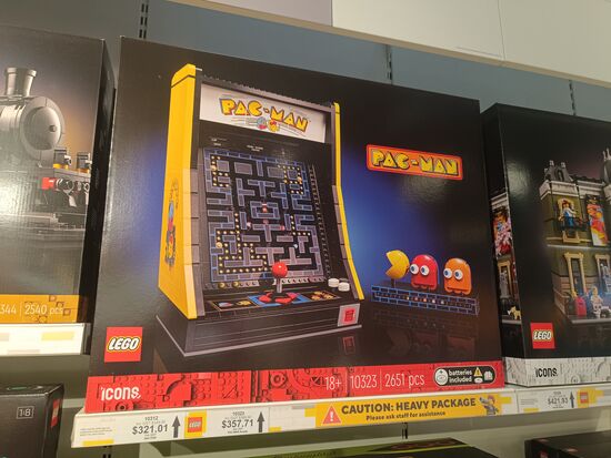 Fundstück des Tages: Pacman Arcade von Lego