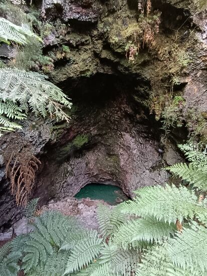 Die zweizigartige Thermal-"Höhle"