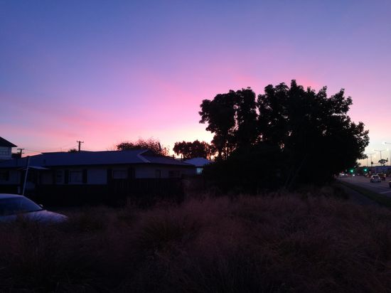 Ein schöner Abendhimmel im Viertel