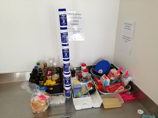 Hier stapelt sich das zurückgelassene Salz