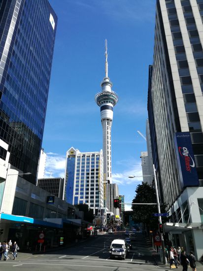 Der Sky Tower, der höchste Fernsehturm der südlichen Hemisphäre