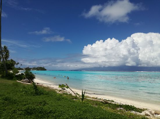 Wolken über Tahiti