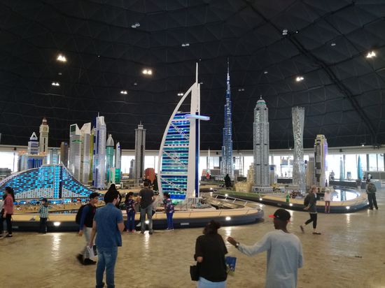 Ich bin eher der Legotyp, nicht so wie die Playmobilspieler.