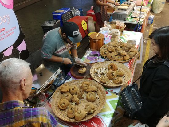 Thailändische Schweinshaxe