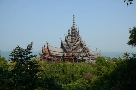 The Sanctuary of Truth, komplett aus Holz