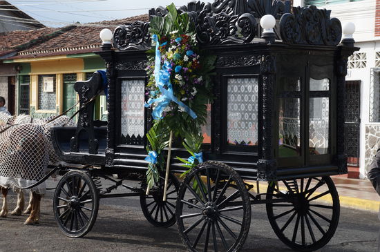 Die Leichenkutsche gibt es nur in Granada