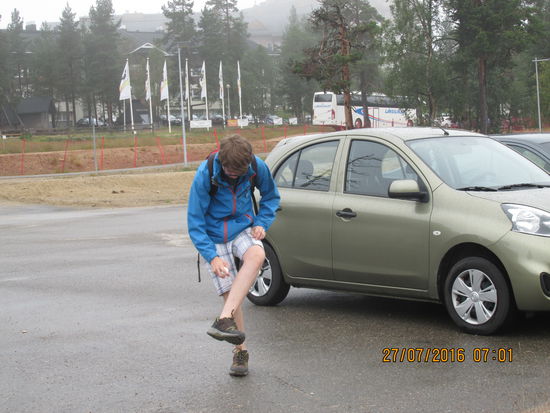Trotz bescheidener Temperaturen am 5.Tag endlich die erste Mücke.
Autan kommt hier zu spät!
