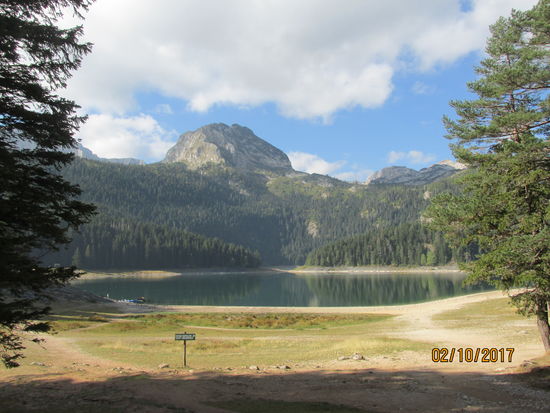Malerische Landschaft am Crno Jezero