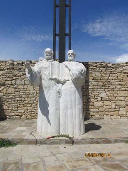 Die Brüder Kyrill und Method brachten den slawischen Völkern nicht nur das Christentum, sondern entwickelten für sie auch eine neue Schrift