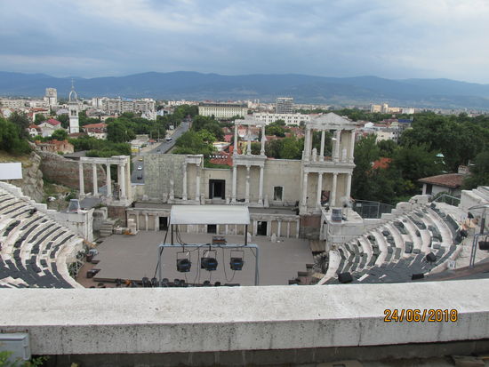 Wird heute noch für Aufführungen genutzt: Das römische Theater.
Ziemlich hoch gelegen hat man von hier auch einen schönen Blick auf Plowdiw