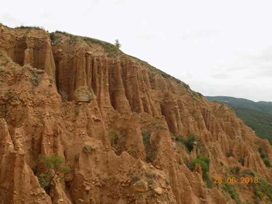 Die Sandpyramiden von Stob