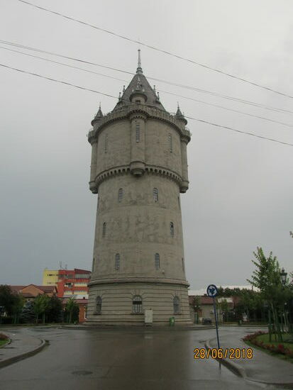 Das Wahrzeichen Drobetas: Der Wasserturm