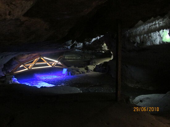 Die farbige Beleuchtung sorgt nicht nur für Licht, sondern auch für ein mystisches Feeling