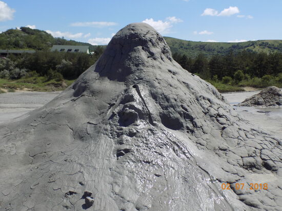 Kegelförmiger Schlammvulkan