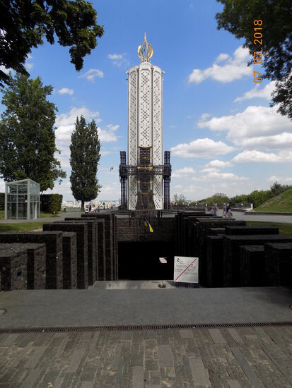 Eingang zum Museum und Mahnmal für den Holodomor