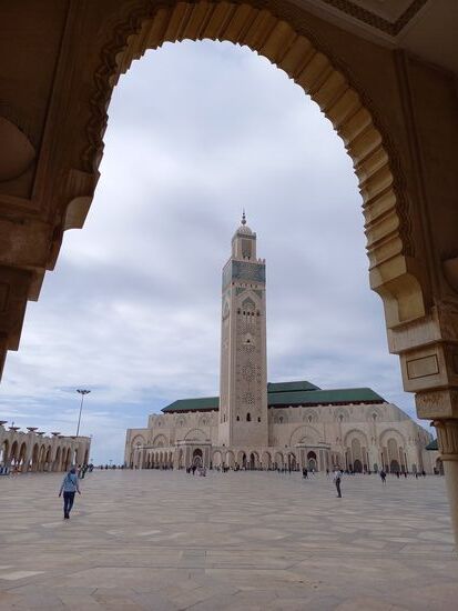 Während am Morgen das gesamte Areal geschlossen war, durften nun die Besucher eintreten.
