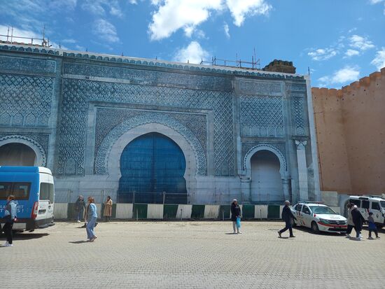In Meknes wird gerade überall gebaut und restauriert und so sehen wir nicht wirklich viel von dieser Königsstadt.