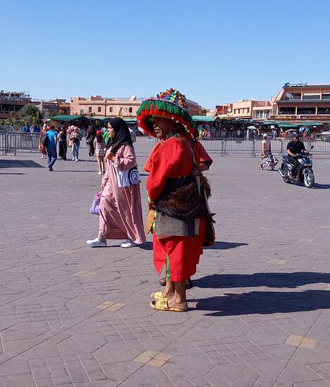 So sahen die traditionellen Wasserverkäufer aus. Heutzutage lassen sie sich für ein Foto mit Touristen bezahlen.