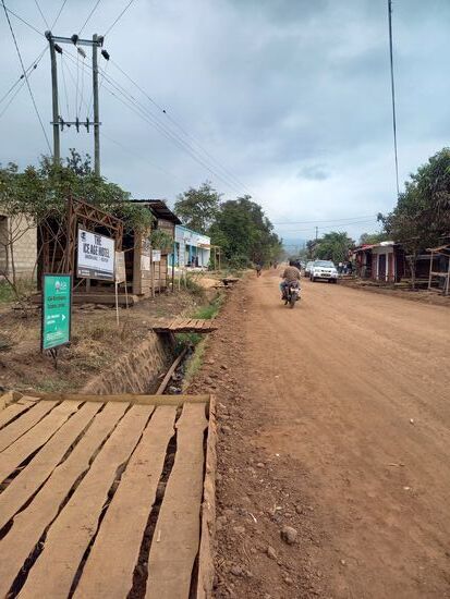 An dieser Straße befindet sich mein Ziel.