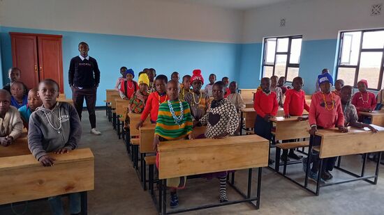 Im zweiten Gebäude sieht noch alles gut aus, denn es wurde erst vor kurzem eröffnet.