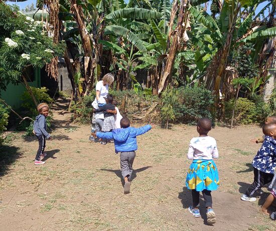 Die Kinder fliegen uns in die Arme