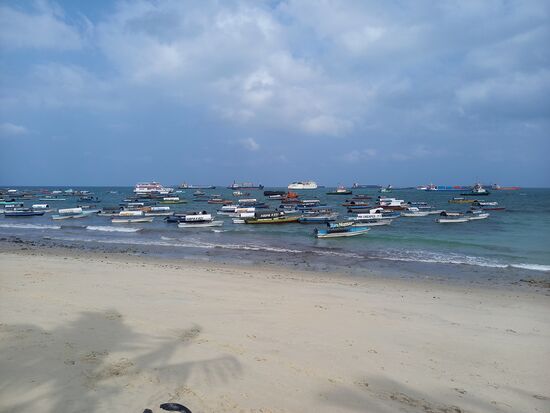 Blick auf den Hafen von Stone Town.