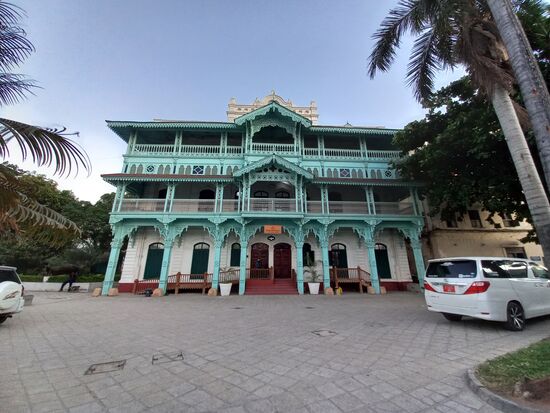Die "Alte Apotheke" ist eines der prunkvollsten Gebäude der Stadt. Heute findet man dort ein Museum.
