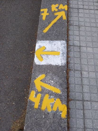 Sehr verwirrend. Aber Dank Pilger App, ist das kein Problem  