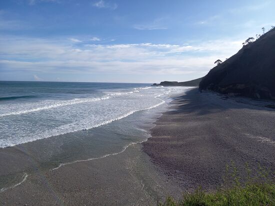Ehe wir in Naves ankommen, sehen wir noch diese Bucht.