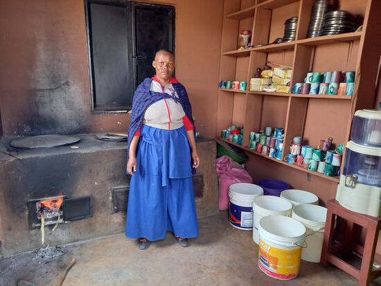 Ein Blick in die Küche der Schule.