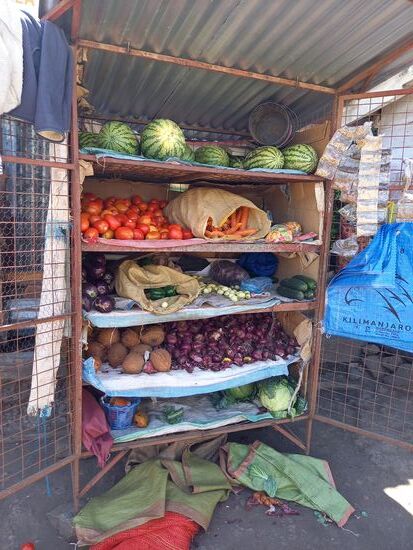 Zum Glück bekommen wir alles was gebraucht wird.