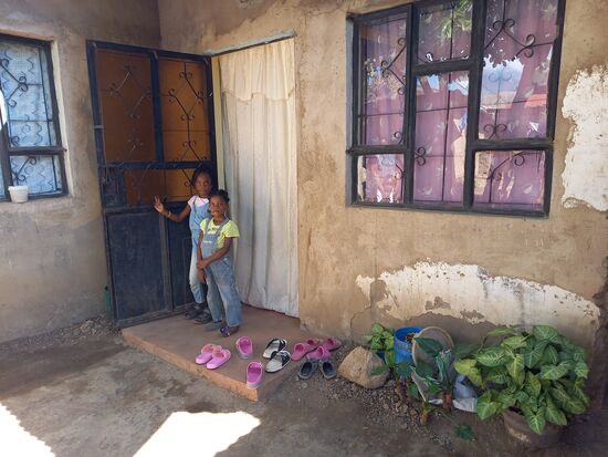 Das Zuhause von Esther und Elizabeth