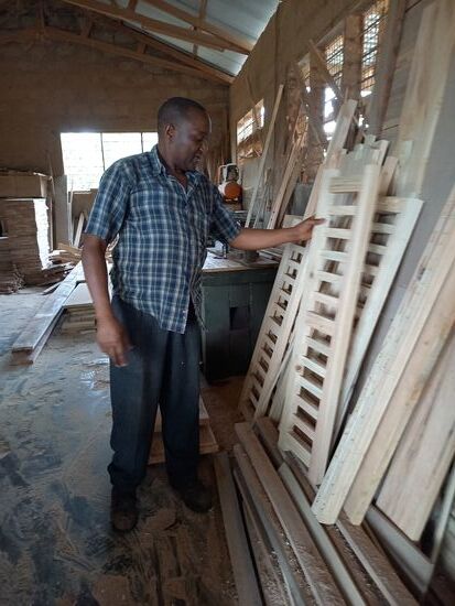 Die Einzelteile von Bett Nummer eins.