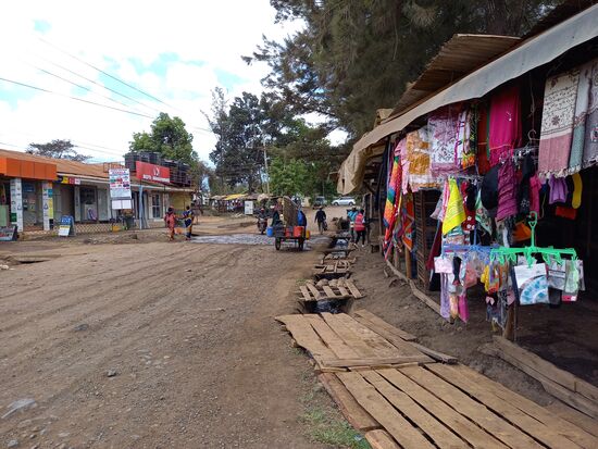 Entlang der Straßen herrscht stets buntes Treiben und genau das liebe ich.