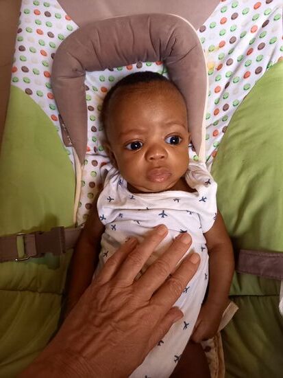 Auch Onesmo bekommt noch eine Streicheleinheit.