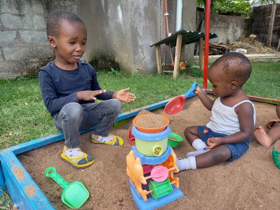 Hagai und seine Schwester Elisabeth