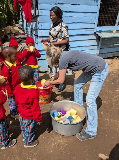 Natürlich helfen wir bei der Ausgabe.