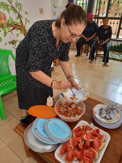 Manuela muss beginnen,  so will es die Kultur sagt Nuruana.