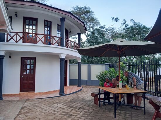 Samuel hat ein schönes Zuhause und bietet auch schöne Gästezimmer für Freiwillige an.