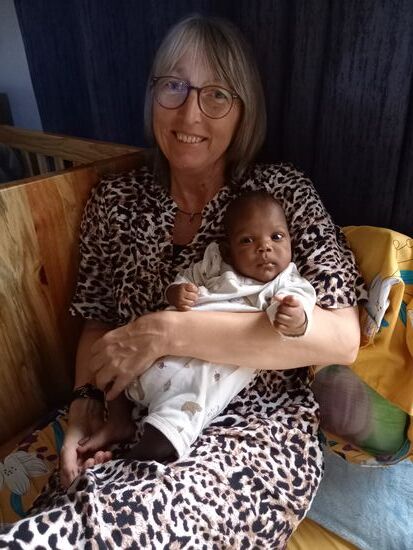 Die kleinen Zwillinge sind zum verlieben süß.