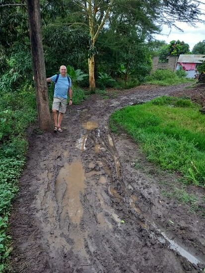 Unsere Abkürzung ist kaum noch begehbar.