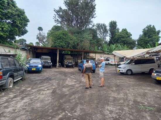 Wir sind erstaunt, wie groß das Gelände ist.