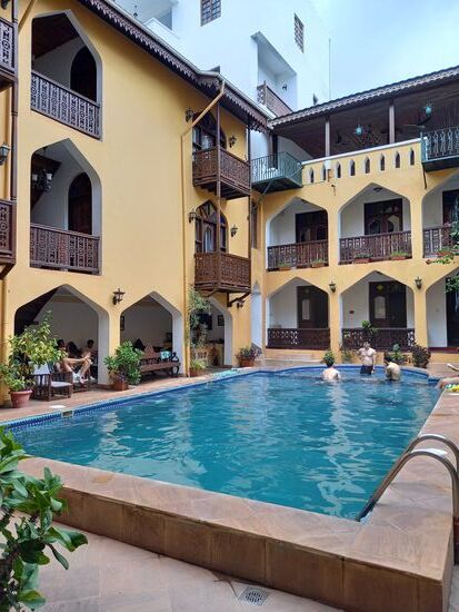 Einen Pool gibt es auch.