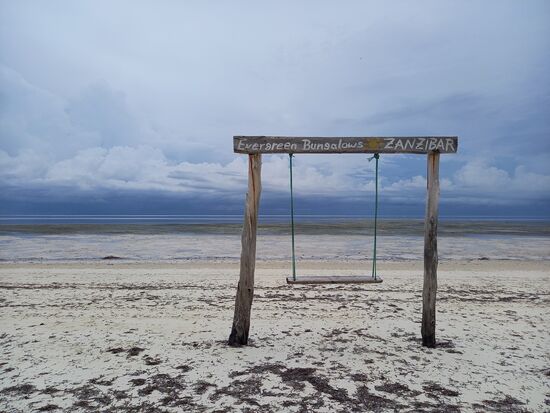 Die Schaukel lockt uns für ein Foto an ...