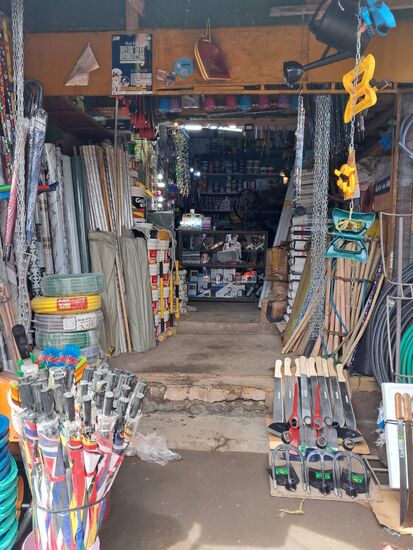 Der örtliche  "Baumarkt"