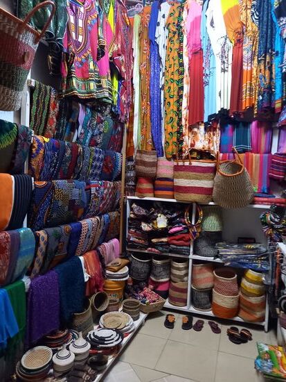 Es ist schön anzusehen. Wir halten uns nur kurz dort auf, denn wir haben heute noch mehrere Anlaufpunkte .