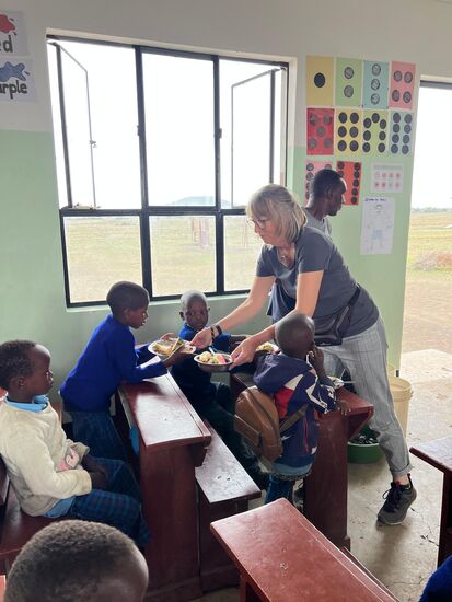 Wir verteilen 208 Portionen