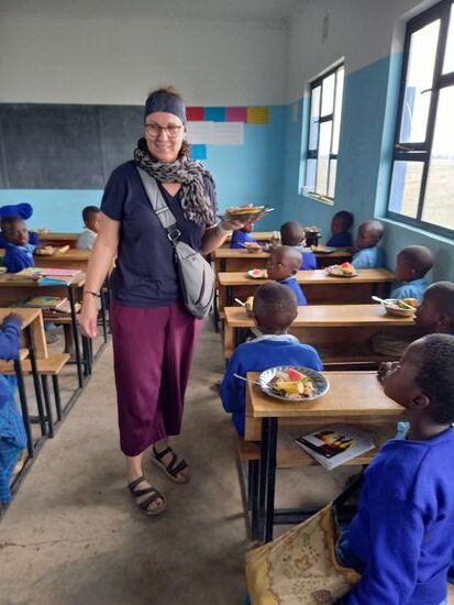 Manuela hat die wahre Freude daran.